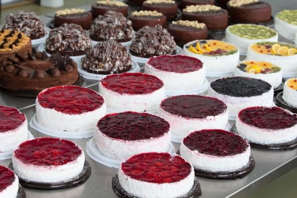 Why Wholesale Cake Suppliers Are Important For Cafes Sydney