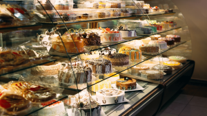 The Best Cakes That Sell in Café Display Cabinets